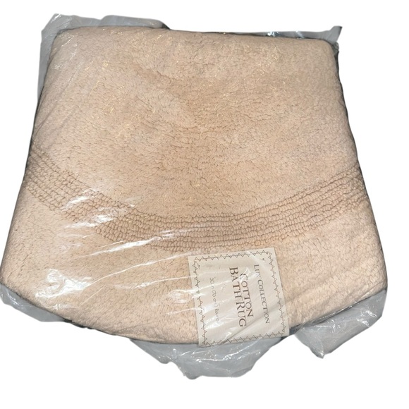 New Better Trends Lux Reversible Bath Rug, 100% Cotton, 30" Round, Sand - Picture 4 of 5